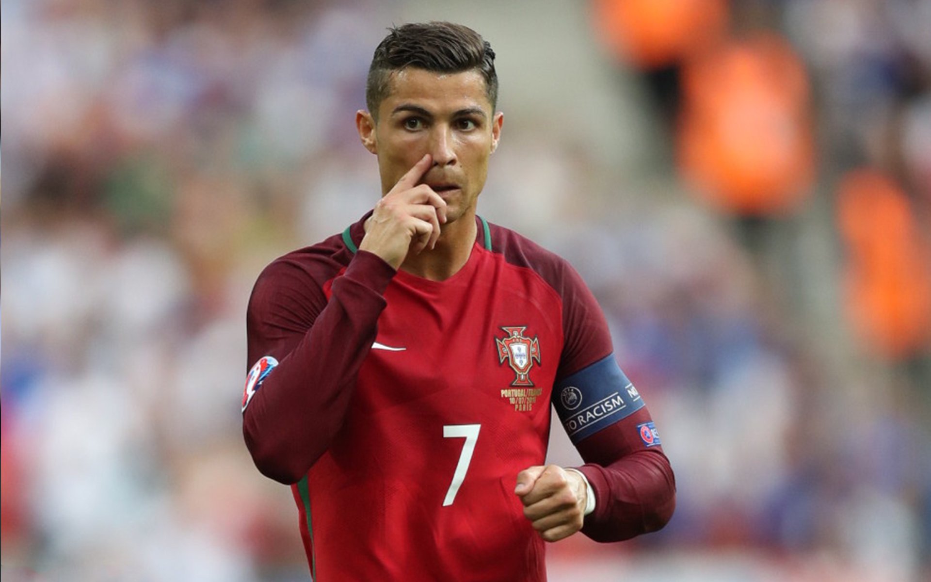 恩多比·恩乔展现冷静与精准,成南非队进攻中的关键球员,多恩比纳