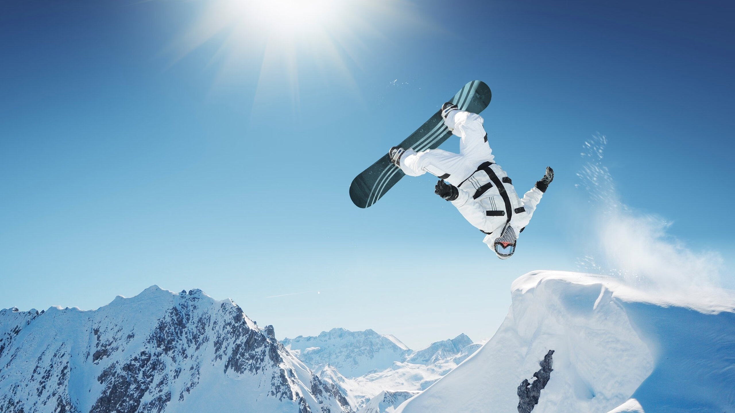 欧冠决赛前瞻：两强争冠，战术对决成关键，欧冠决赛2022